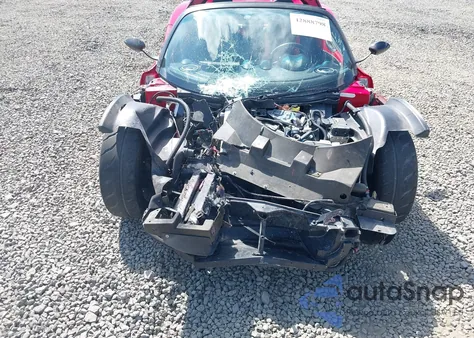 2005 Lotus Elise from USA, damaged, VIN SCCPC11185HL32505